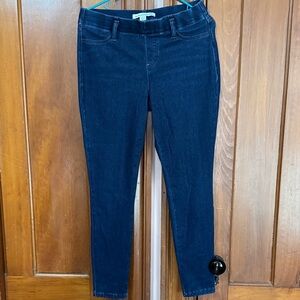 Amazon Essentials Women's Navy Skinny Jeans